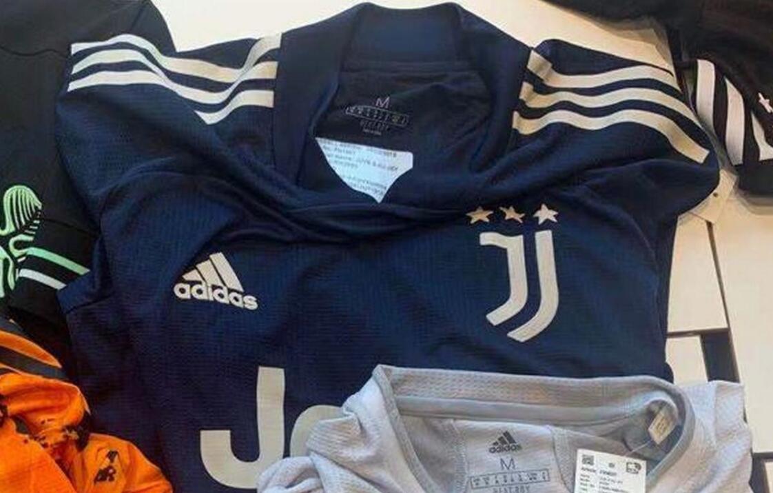 2021 2022seconda maglia juve