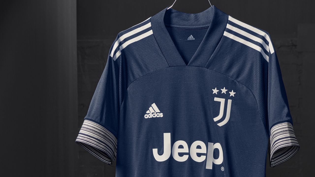 Maglia away Juventus 2020-2021 presentata ufficialmente: le foto