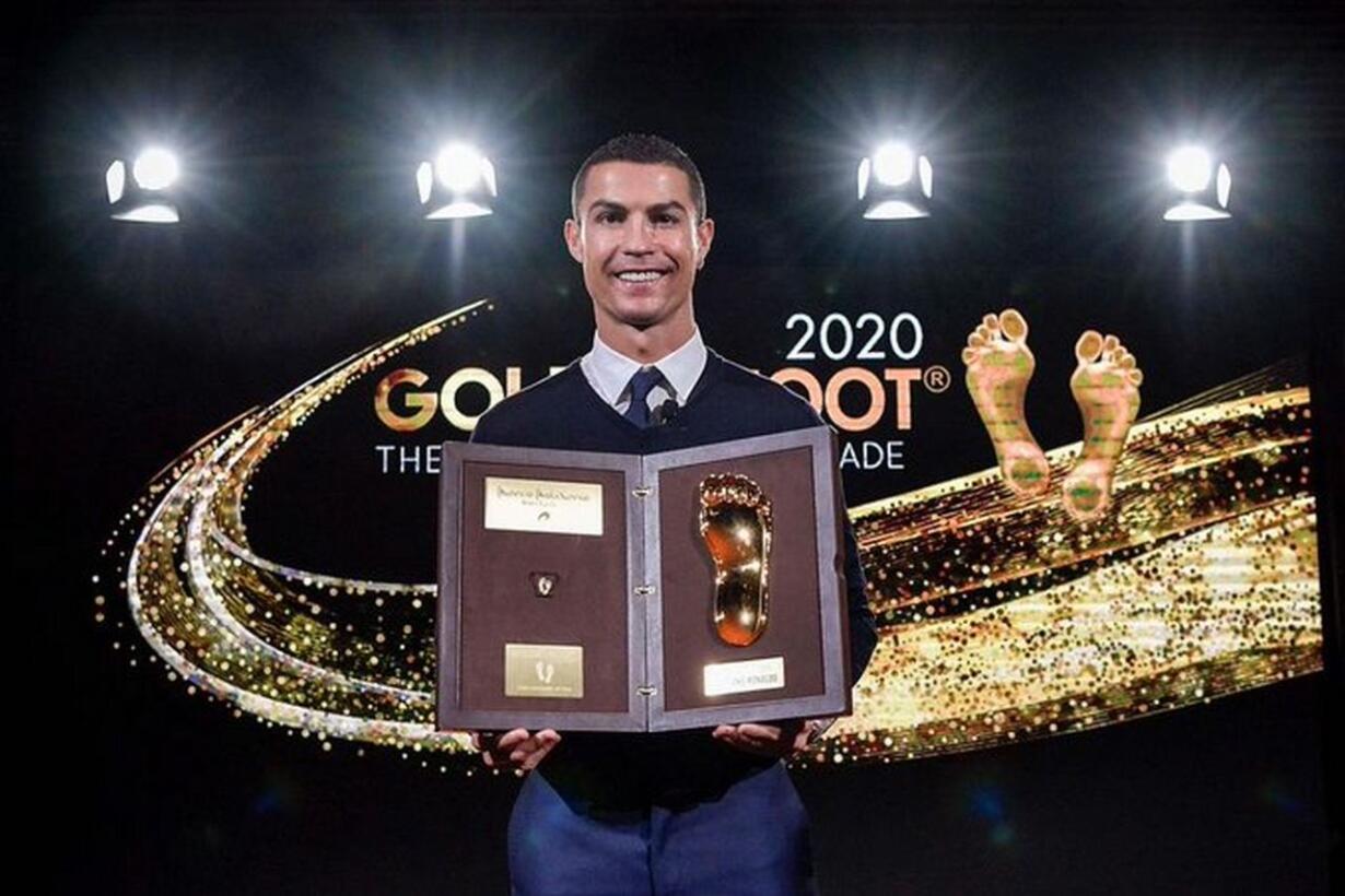 ronaldo golden foot 2020