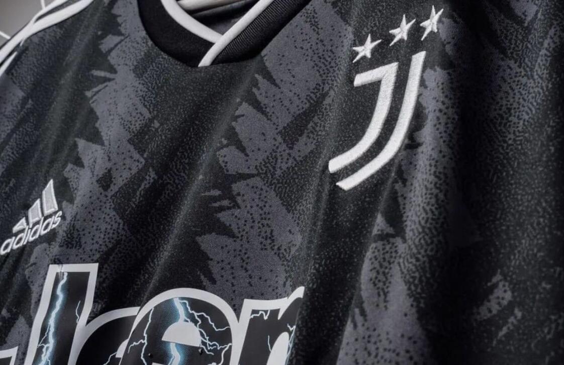 La maglia away della Juventus 20222023 è ufficiale foto e video