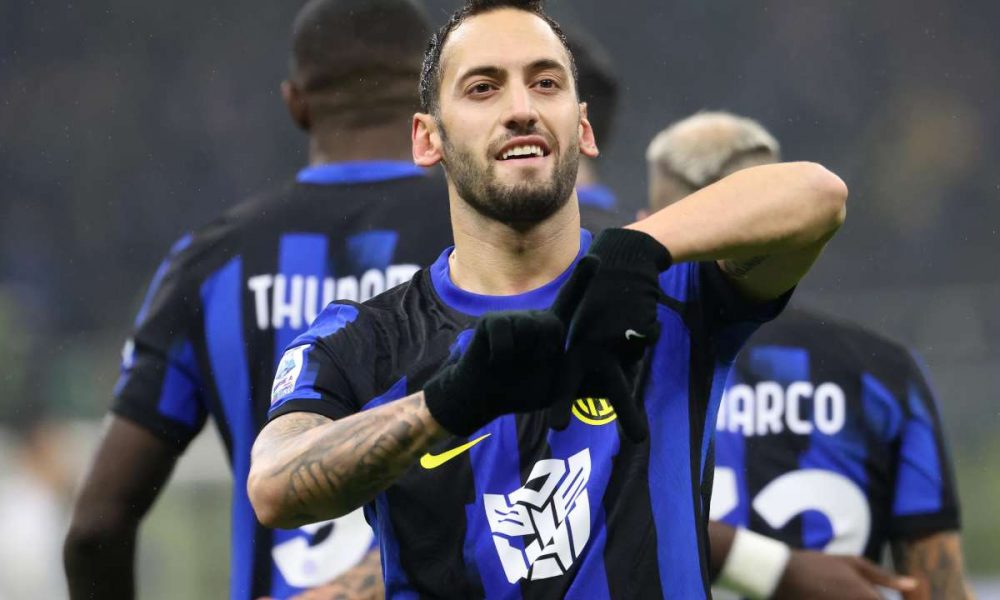 Calhanoglu i engelska Premier League lämnar Inter med dessa siffror |  Han vill vinna Champions League