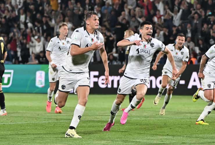 Francesco Pio Esposito festeggia il suo ritorno al goal - Foto Lapresse - Jmania.it