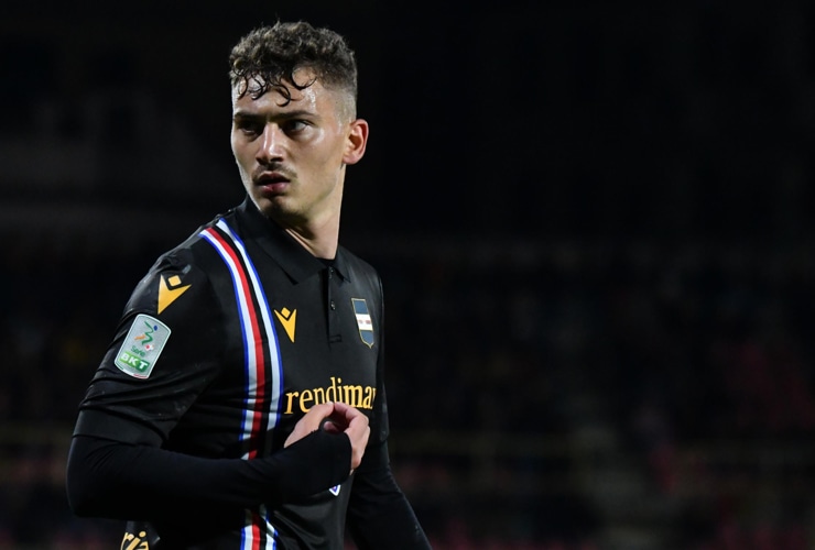 Sebastiano Esposito con la maglia della Sampdoria - Foto Lapresse - Jmania.it