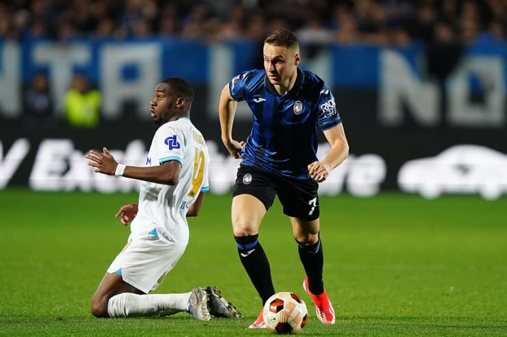 Teun Koopmeiners in campo con la maglia dell'Atalanta - Foto Lapresse - Jmania.it