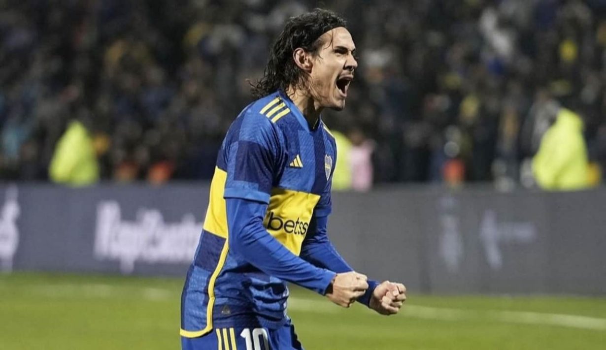 Cavani con la maglia del Boca Juniors - Foto dal profilo Instagram del giocatore - Jmania.it