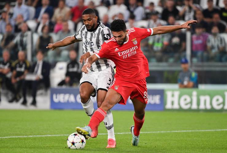 Ramos in campo con la maglia del Benfica - Foto Lapresse - Jmania.it