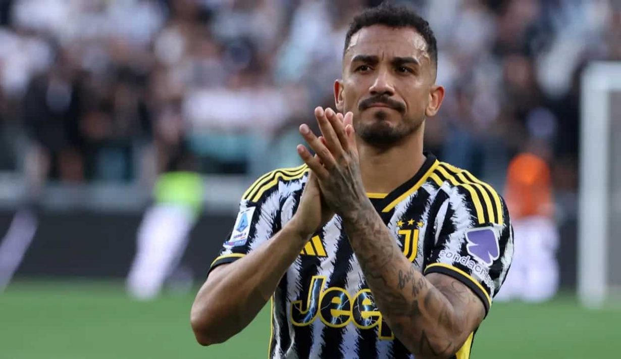 Danilo in campo con la maglia della Juventus - Foto Lapresse - Jmania.it.