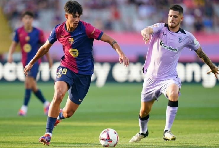 Marc Bernal in campo con la maglia del Barcellona - Foto dal profilo Instagram del giocatore - Jmania.it