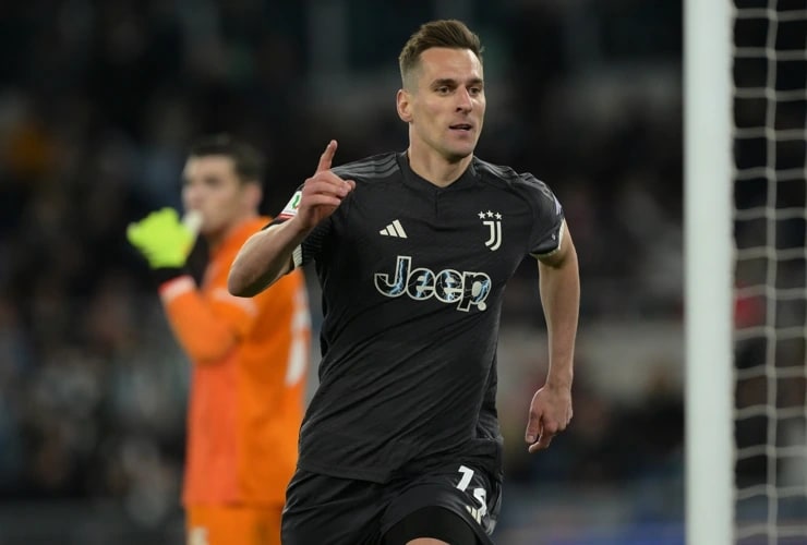 Milik festeggia una rete con la maglia della Juventus - Foto Lapresse - Jmania.it