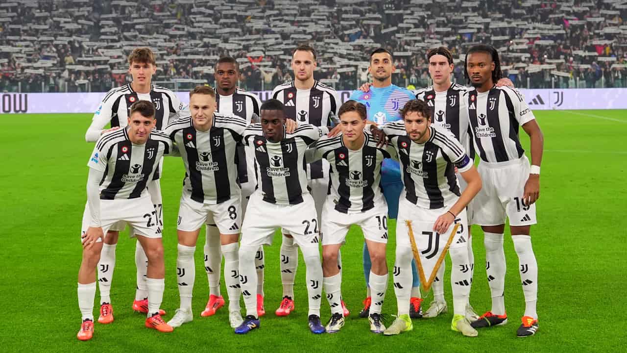 https://www.jmania.it/wp-content/uploads/2024/11/La-Juventus-in-una-recente-partita-Foto-Lapresse-Jmania.jpg