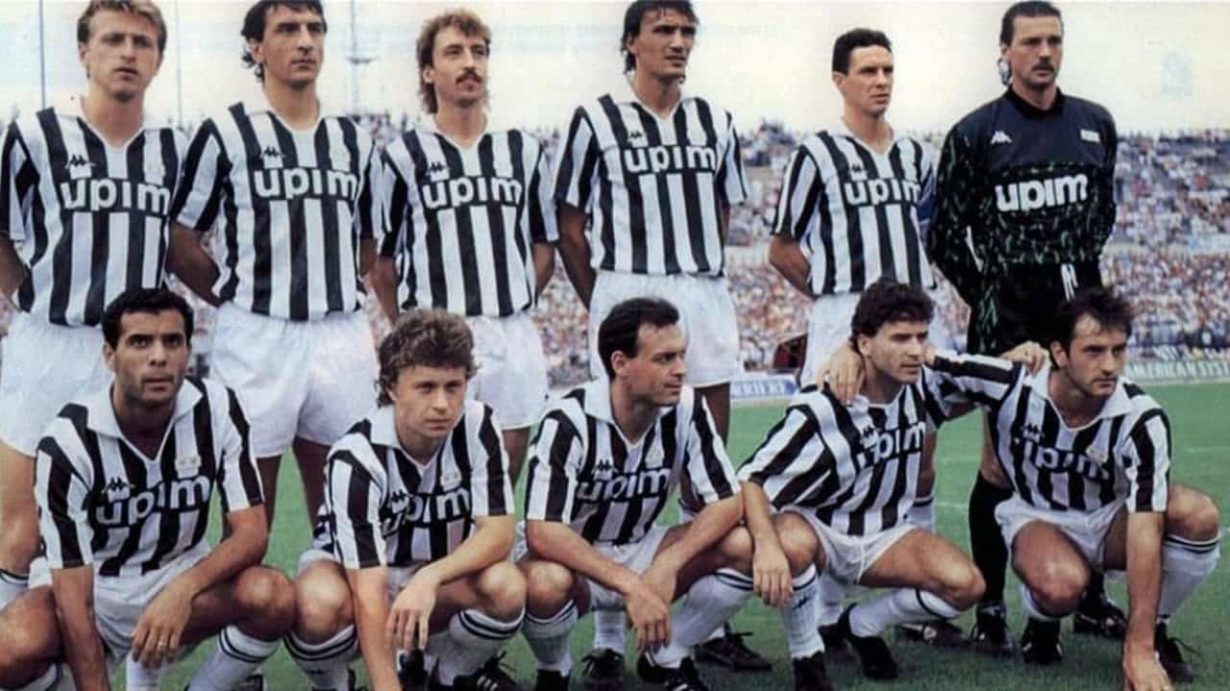 Una formazione della Juventus degli anni '80 - Foto Instagram - Jmania