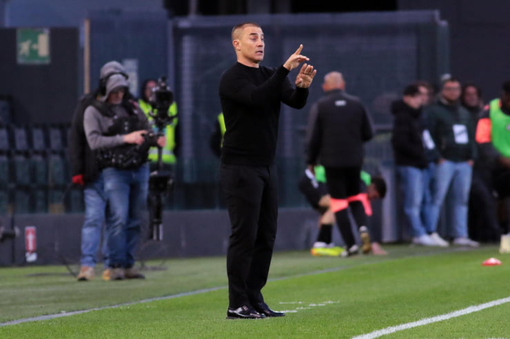 Fabio Cannavaro a bordo campo - Foto Lapresse - Jmania