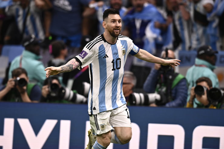 Lionel Messi con la maglia dell'Argentina - Foto Lapresse - Jmania