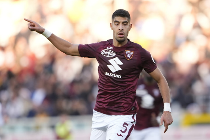 Masina in campo con la maglia del Torino - Foto Lapresse - Jmania