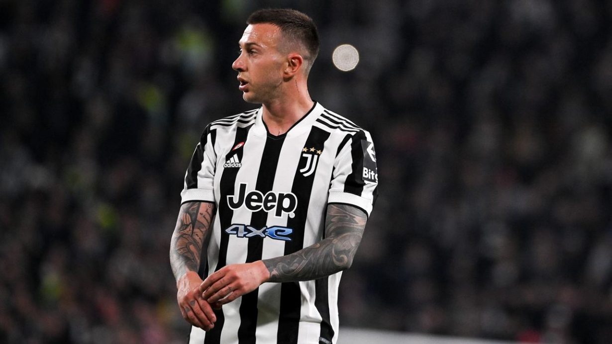 Federico Bernardeschi in campo con la maglia della Juventus - Foto Lapresse - Jmania