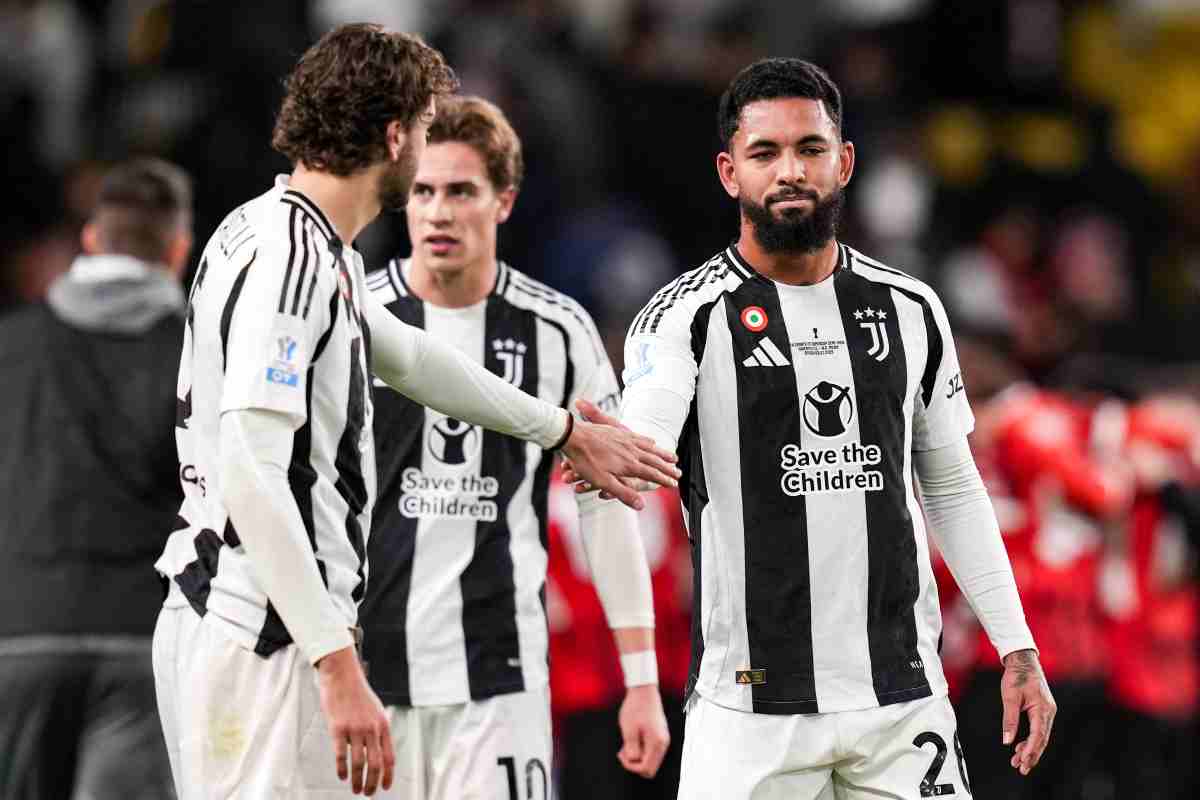 juventus douglas luiz